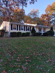 56 Cindy Lane, Warwick, RI 02886