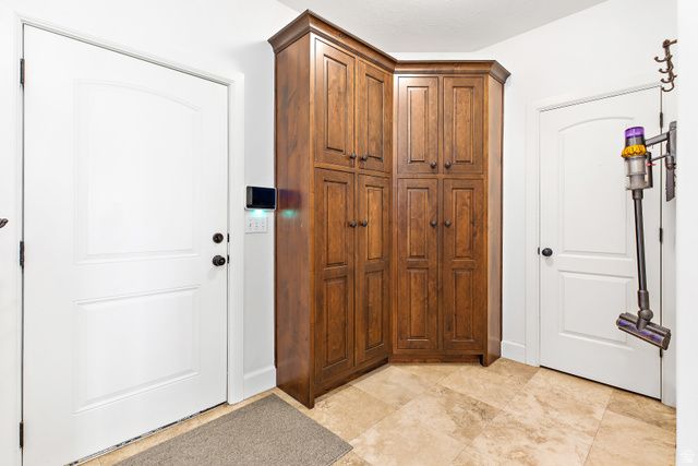 151 W GLACIER LILY DR, Alpine, UT 84004