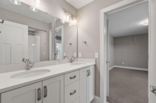 16900 59th Avenue N, Plymouth, MN 55446