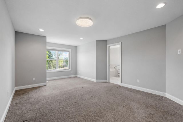 16900 59th Avenue N, Plymouth, MN 55446