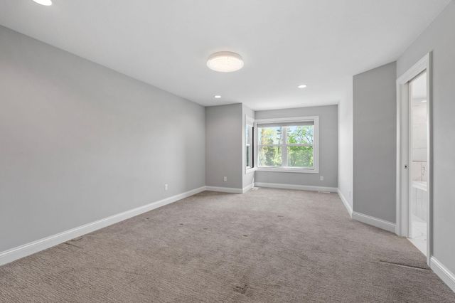16900 59th Avenue N, Plymouth, MN 55446