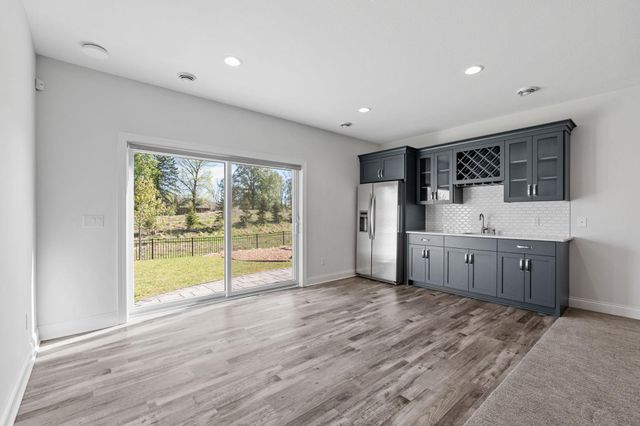 16900 59th Avenue N, Plymouth, MN 55446