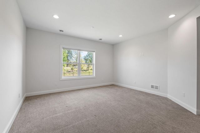 16900 59th Avenue N, Plymouth, MN 55446