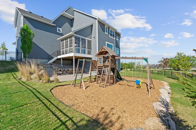 16900 59th Avenue N, Plymouth, MN 55446