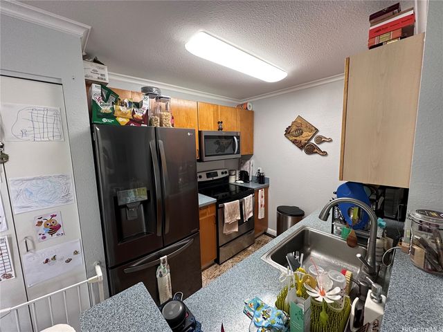 94-219 Paioa Place F106, Waipahu, HI 96797