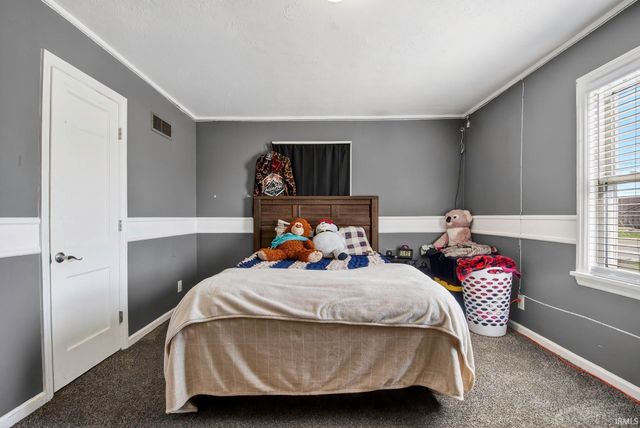 817 E Main Street, Greentown, IN 46936