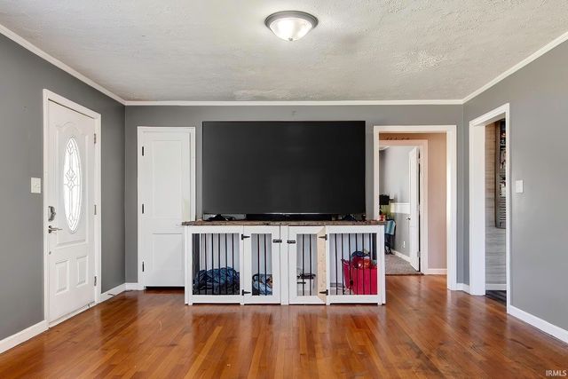 817 E Main Street, Greentown, IN 46936