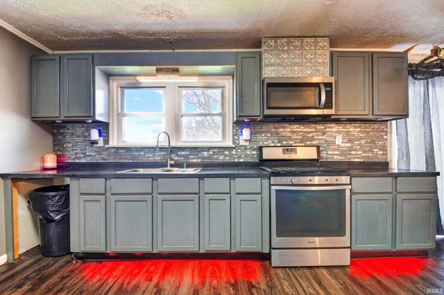 817 E Main Street, Greentown, IN 46936