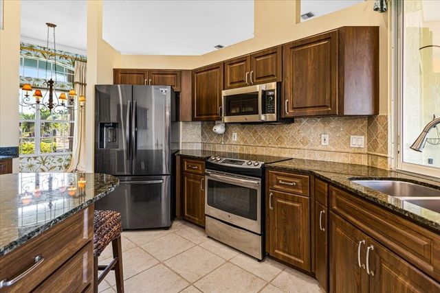 264 MARINER LANE, Rotonda West, FL 33947