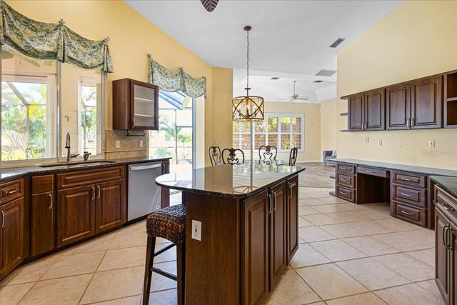 264 MARINER LANE, Rotonda West, FL 33947