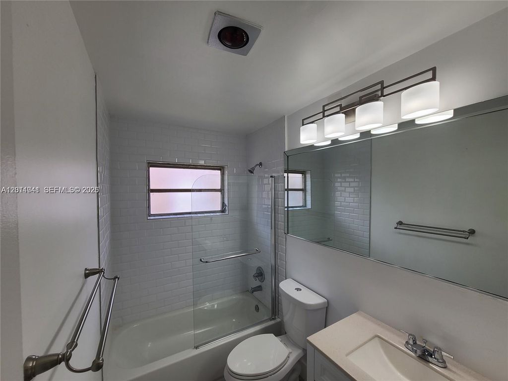 4751 NW 12th Dr 1, Deerfield Beach, FL 33064