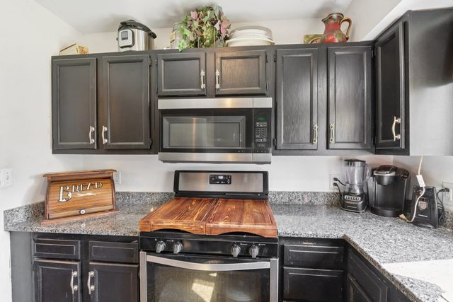 7616 Orchard Road, Wonder Lake, IL 60097