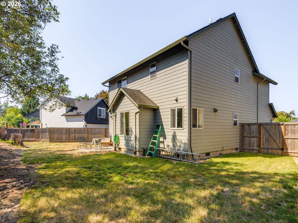 Image 29 of property listing at 697 Se MILLRIGHT Ct, Mc Minnville, OR 97128