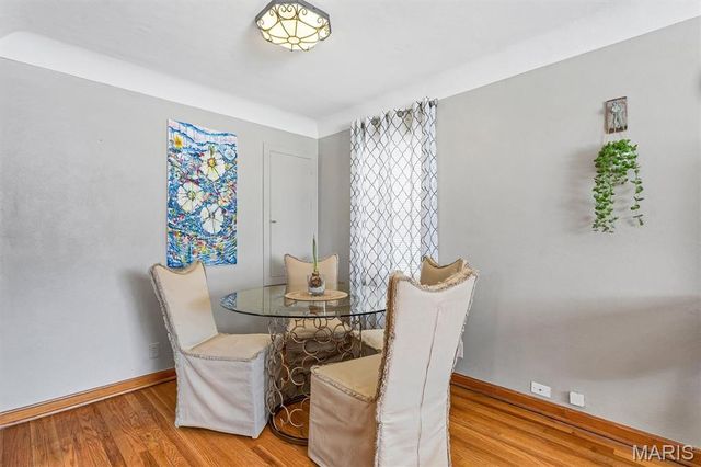 4527 Seibert Avenue, St Louis, MO 63123