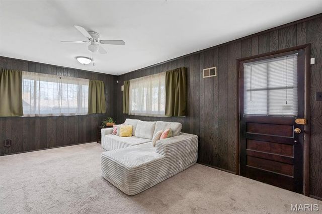 4527 Seibert Avenue, St Louis, MO 63123