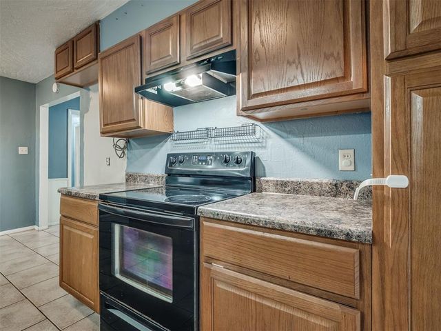 225 Mimosa Drive, Norman, OK 73069