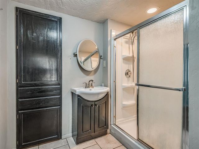225 Mimosa Drive, Norman, OK 73069