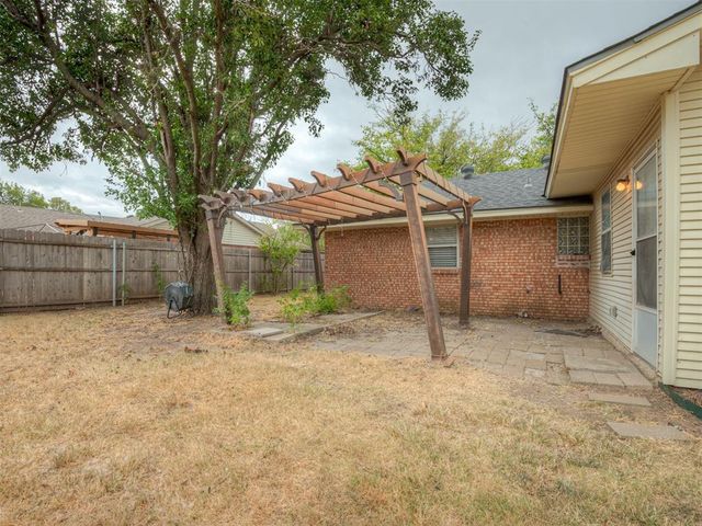 225 Mimosa Drive, Norman, OK 73069