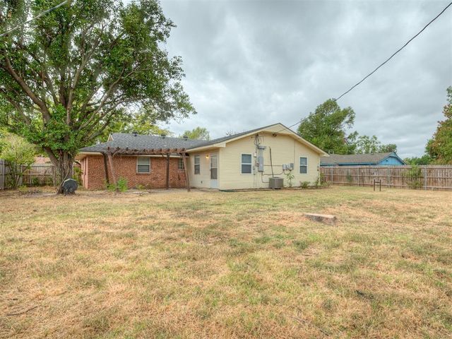 225 Mimosa Drive, Norman, OK 73069
