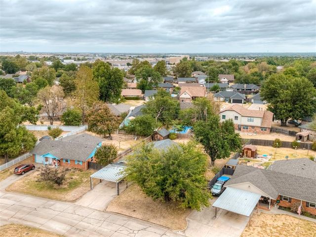 225 Mimosa Drive, Norman, OK 73069