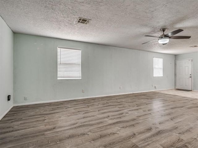 225 Mimosa Drive, Norman, OK 73069