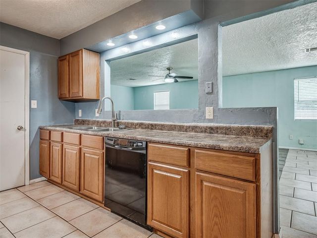 225 Mimosa Drive, Norman, OK 73069