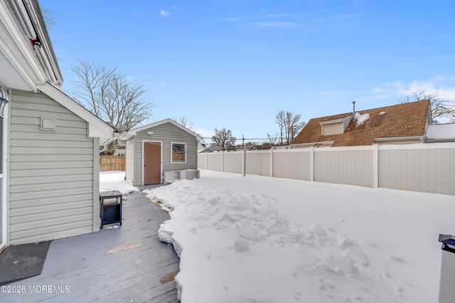 18 Cedar Avenue, Hazlet, NJ 07730