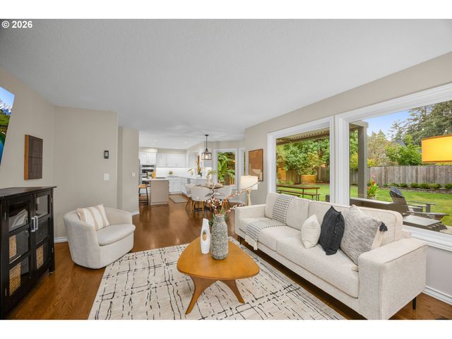17423 SCHALIT Way, Lake Oswego, OR 97035