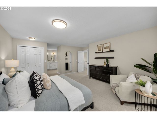 17423 SCHALIT Way, Lake Oswego, OR 97035