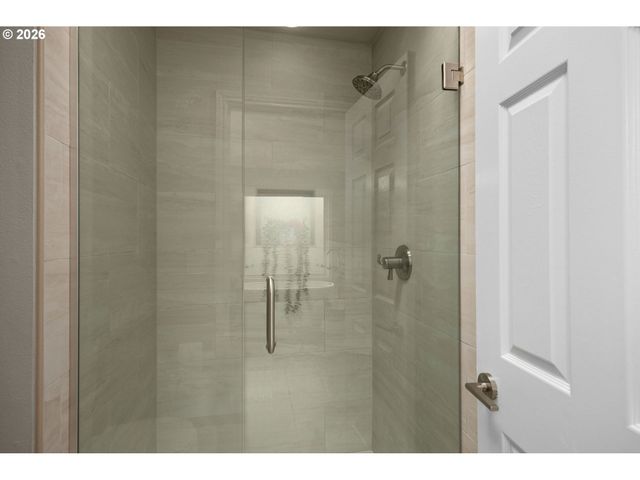 17423 SCHALIT Way, Lake Oswego, OR 97035