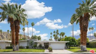 1585 E Sierra Way, Palm Springs, CA 92264