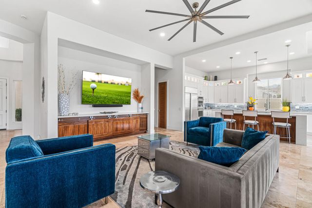 73 Calle De Oro, Rancho Mirage, CA 92270