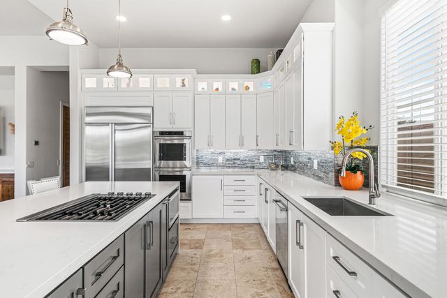 73 Calle De Oro, Rancho Mirage, CA 92270