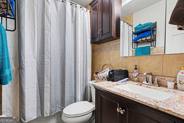 4656 S Woodlake Lane SE, Conyers, GA 30013