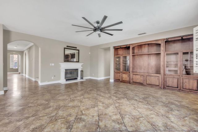 3329 Vancouver Dr, Modesto, CA 95355