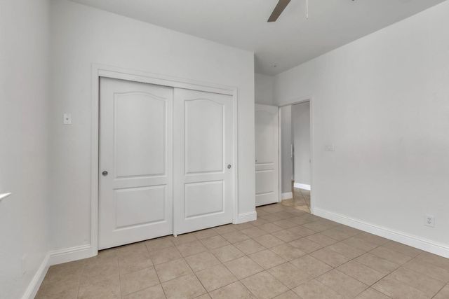 3329 Vancouver Dr, Modesto, CA 95355