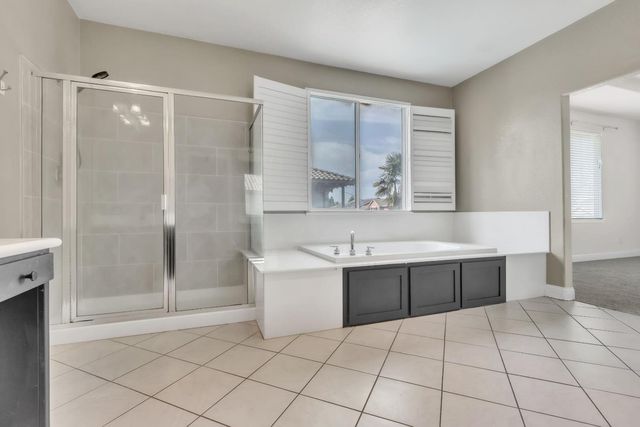 3329 Vancouver Dr, Modesto, CA 95355