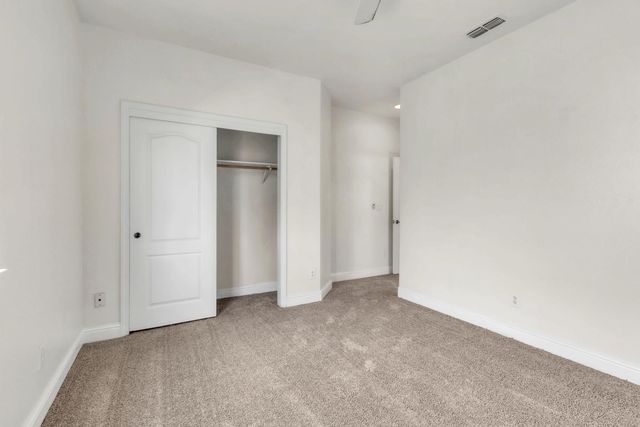 3329 Vancouver Dr, Modesto, CA 95355