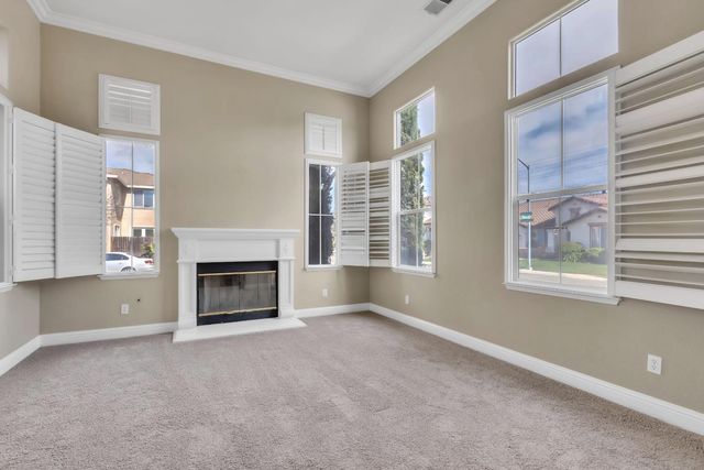 3329 Vancouver Dr, Modesto, CA 95355