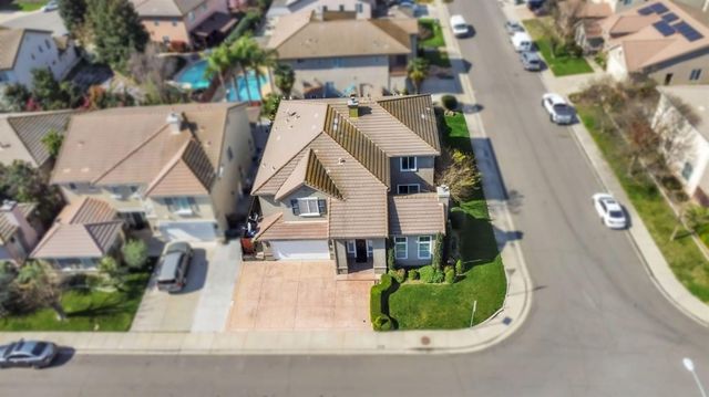 3329 Vancouver Dr, Modesto, CA 95355