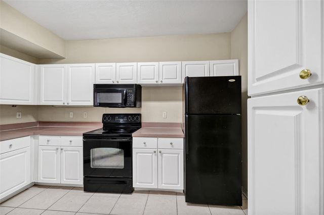 5506 METROWEST BOULEVARD 13-201, Orlando, FL 32811