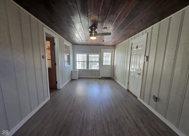 5662 Primrose Avenue, Indianapolis, IN 46220