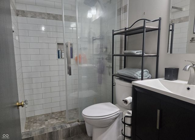 5662 Primrose Avenue, Indianapolis, IN 46220