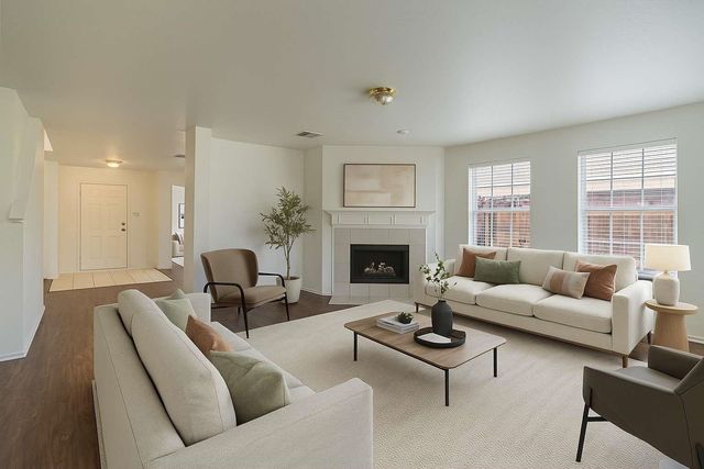 317 Quail Run Road, Red Oak, TX 75154