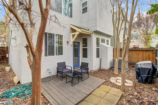 840 27th St, Sacramento, CA 95816