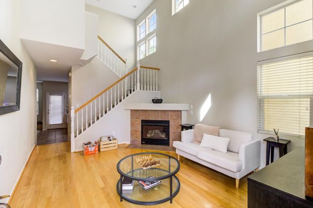 840 27th St, Sacramento, CA 95816