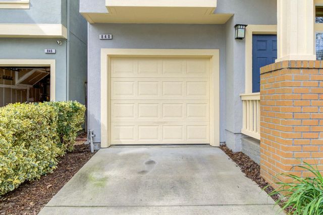 840 27th St, Sacramento, CA 95816