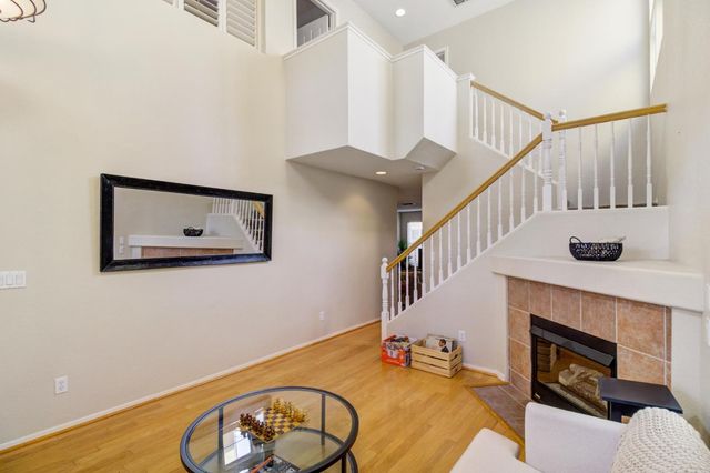 840 27th St, Sacramento, CA 95816