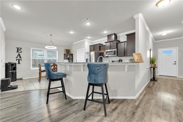 6705 SW Chalkstone Road, Bentonville, AR 72713