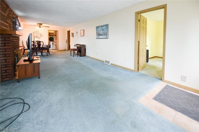 2696 Christensen Avenue, Akron, OH 44314